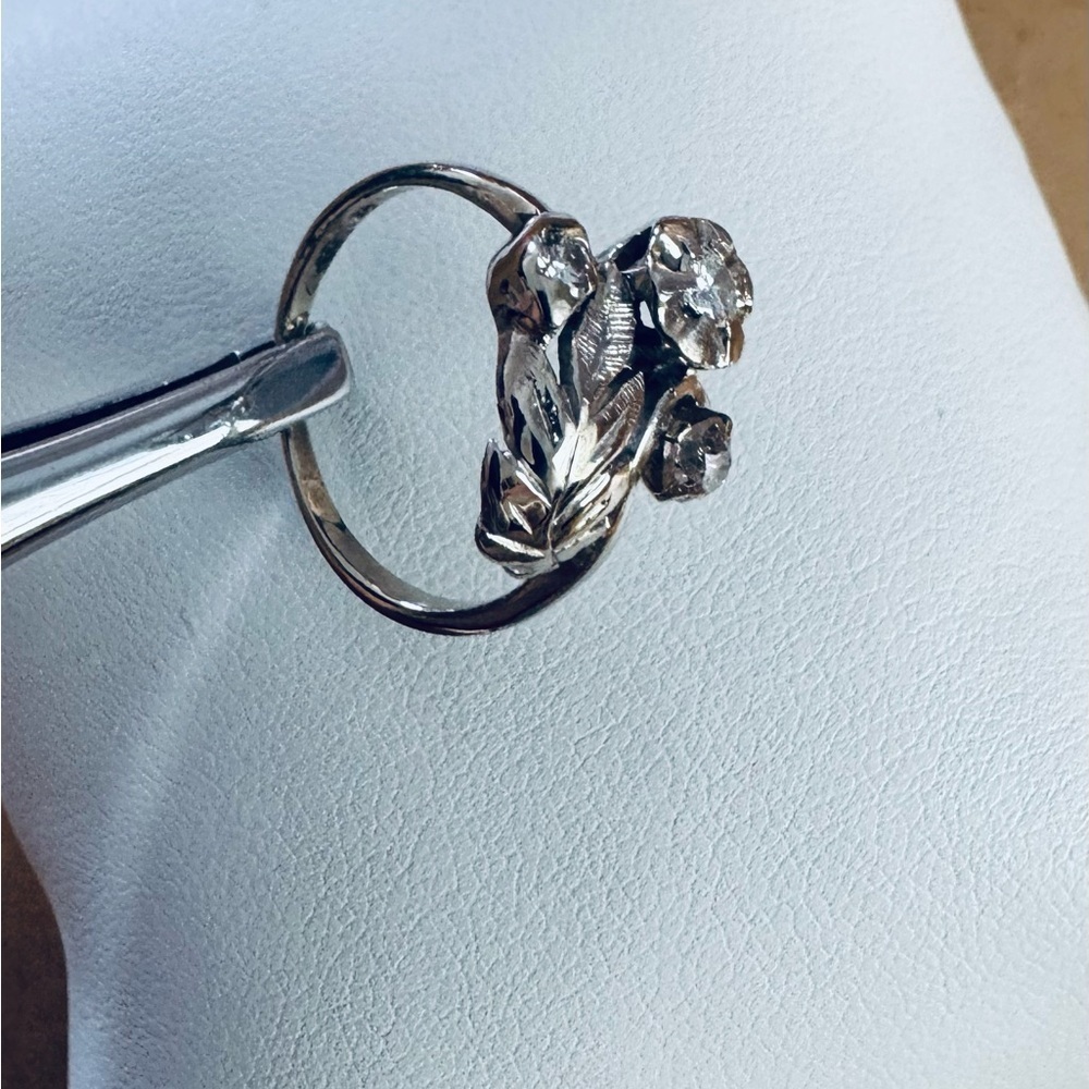Vintage 14K White Gold Floral Diamond Ring Art Deco Style Size 5.5